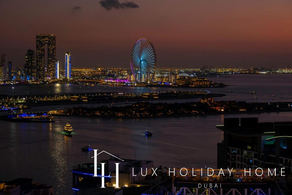 Lux Iconic Views At The Palm Tower Suite 2 Dubai Exterior foto